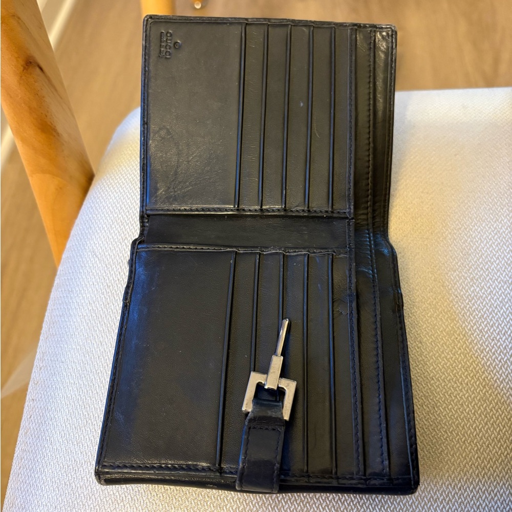 Gucci Jackie Demin Monogram Canvas Bifold Wallet with Vintage Piston Closure - Picture 7 of 13